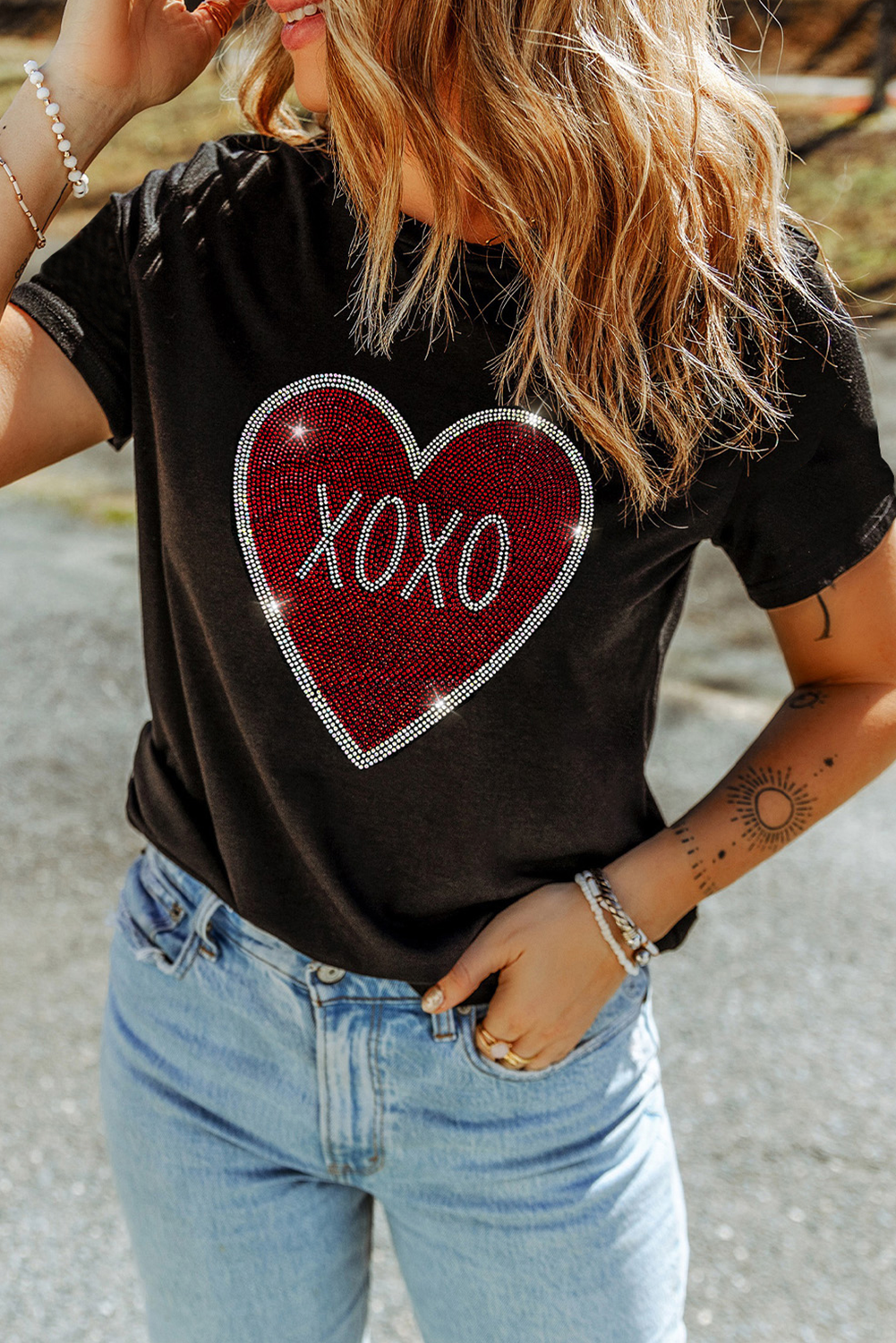 Black Rhinestone XOXO Heart Graphic Crewneck Tee