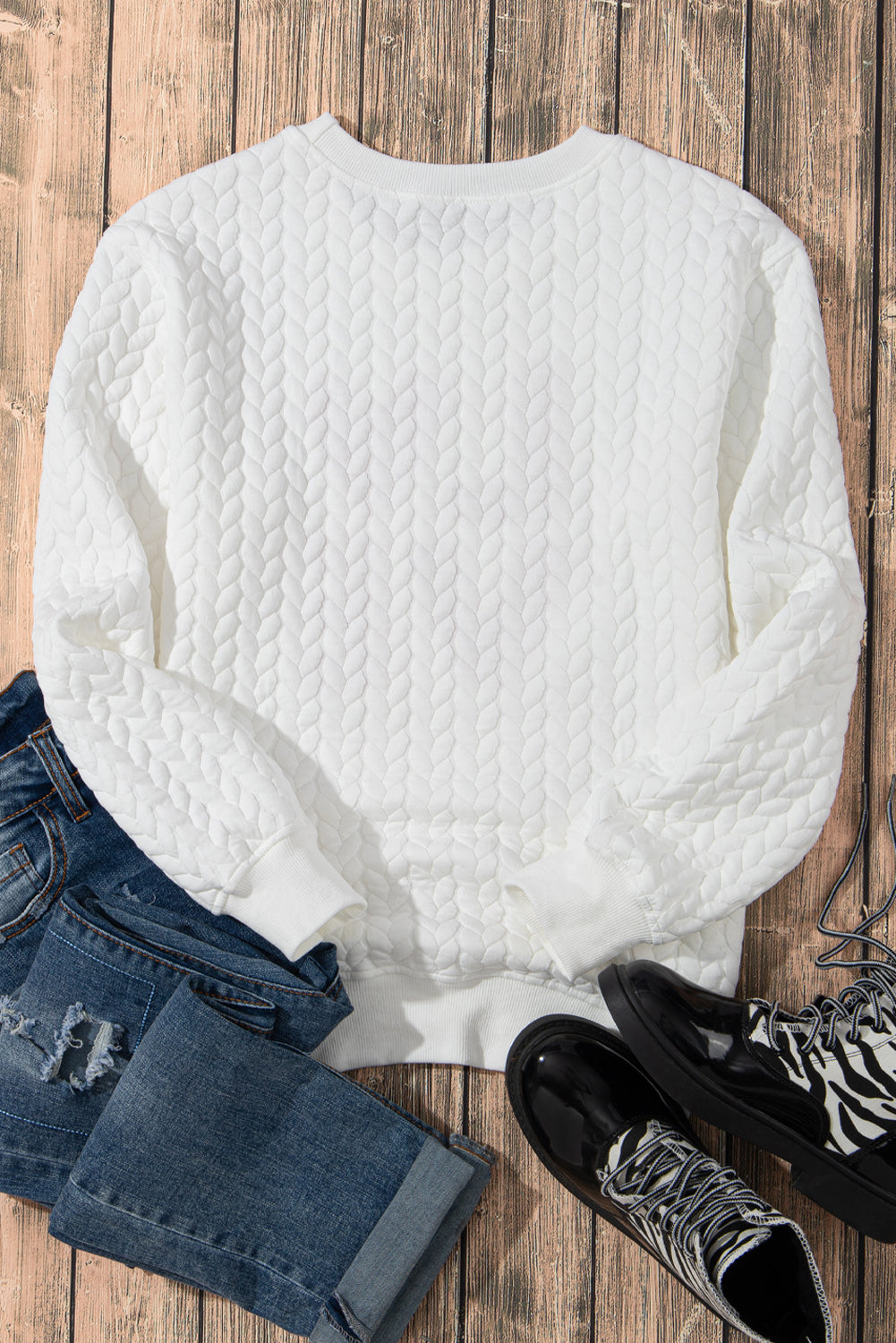 White XOXO Chenille Letter Patch Quilted Sweatshirt