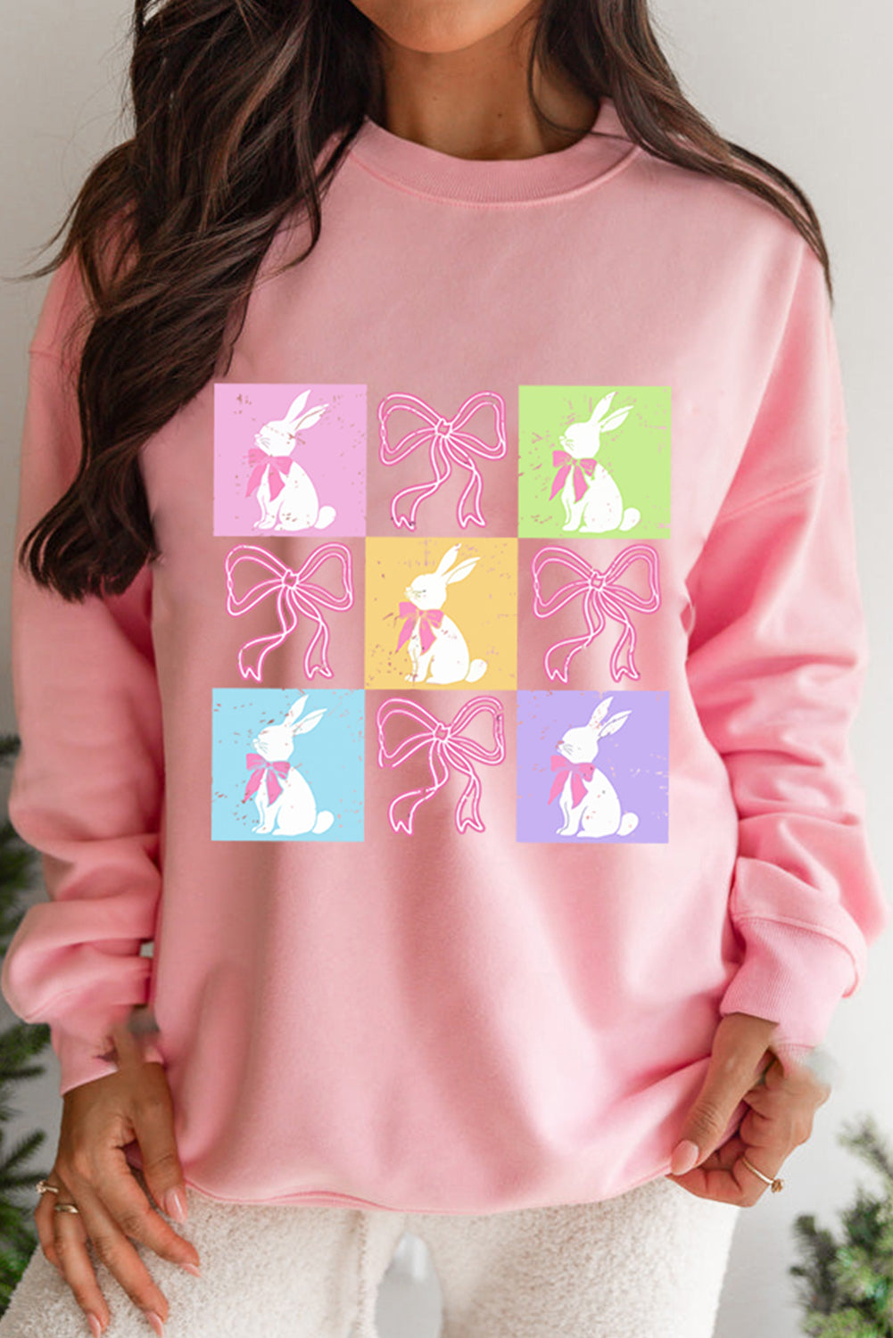 Sweat-shirt à imprimé graphique à carreaux avec nœud de lapin de Pâques rose