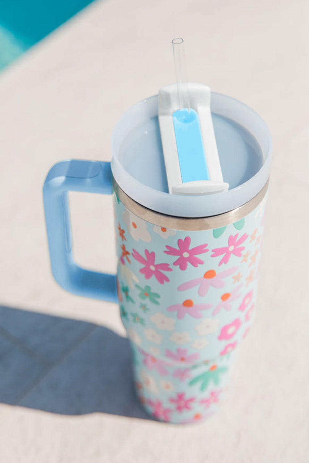 Tasse à anse avec paille et imprimé floral mignon Beau Blue, 40 oz